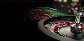 139sol Sportsbook တွင် Myanmar ကစားသမားများ အားကစားလောင်းကြေး ကစားနေသည့် မြင်ကွင်း